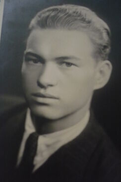 Robert  Ulehla