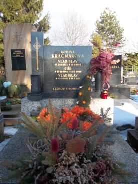 Autor: J.D.
Název: pomník