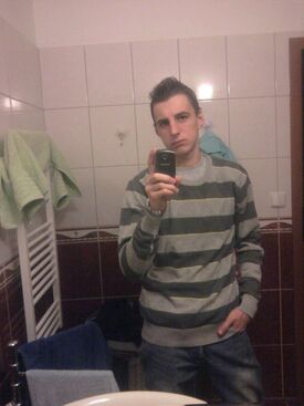 Autor: Jana Špičková
Název: Život se neustále mění probíhá miliony obratů, nepocítíš ty změny pokud se nevyrovnáš ze ztrátou :(