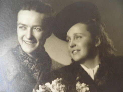 Autor: Věra Guthová
Název: svatební 24.12.1940