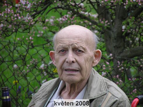 Autor: Tomáš Hrbek
Název: 5-2008