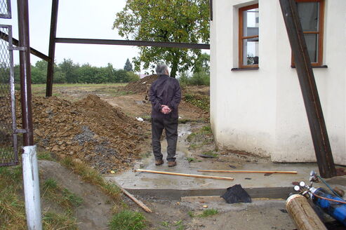 Autor: Marie Hodečková
Název: Staví se kostel....