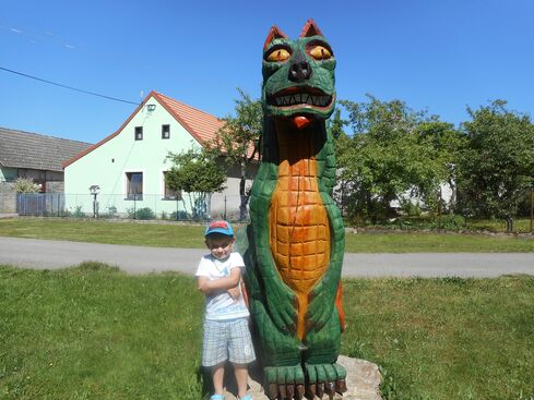 Autor: Zdeněk Polanský
Název: na dětském hřišti