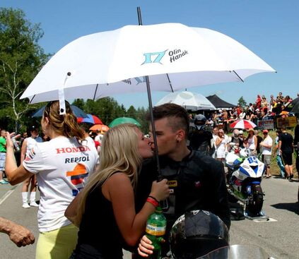 Autor: Xxx17
Název: Oli a Kajka