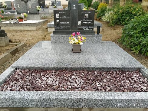 Jan  Jasinek, hrdý rolník a poté prvni předseda JZD Krepice..