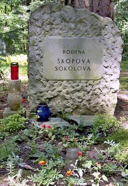 Autor: Václav Uhlíř
Název: hrob Škopovi