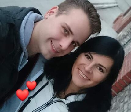 Autor: Marie Bartošová
Název: Já s maminkou ❤