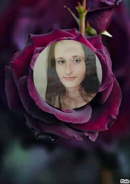 Autor: Anna Hájková
Název: fial.růže