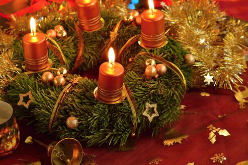 Autor: Lukáš Šmejkal
Název: Adventní věnec